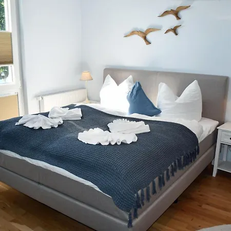Im Ostseebad Sellin Апартаменти *
